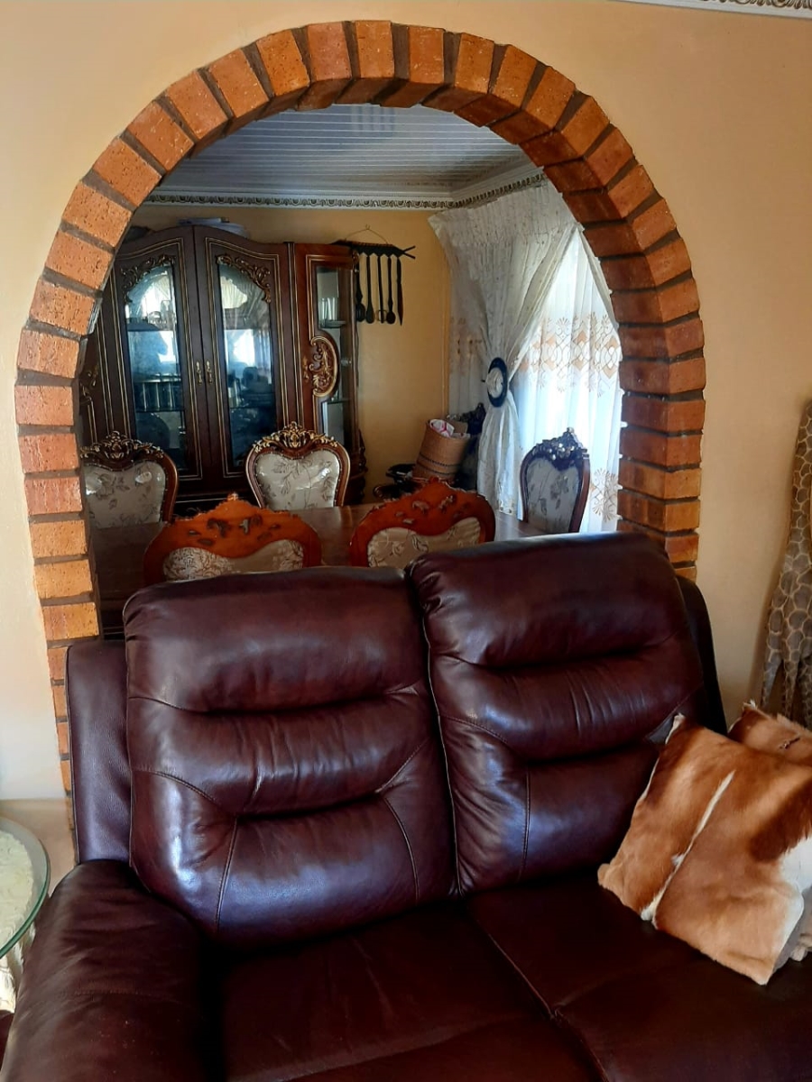 6 Bedroom Property for Sale in Mdantsane Nu 13 Eastern Cape